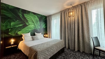 Quarto casal conforto | Roupas de cama premium, cofres nos quartos, individualmente decorados