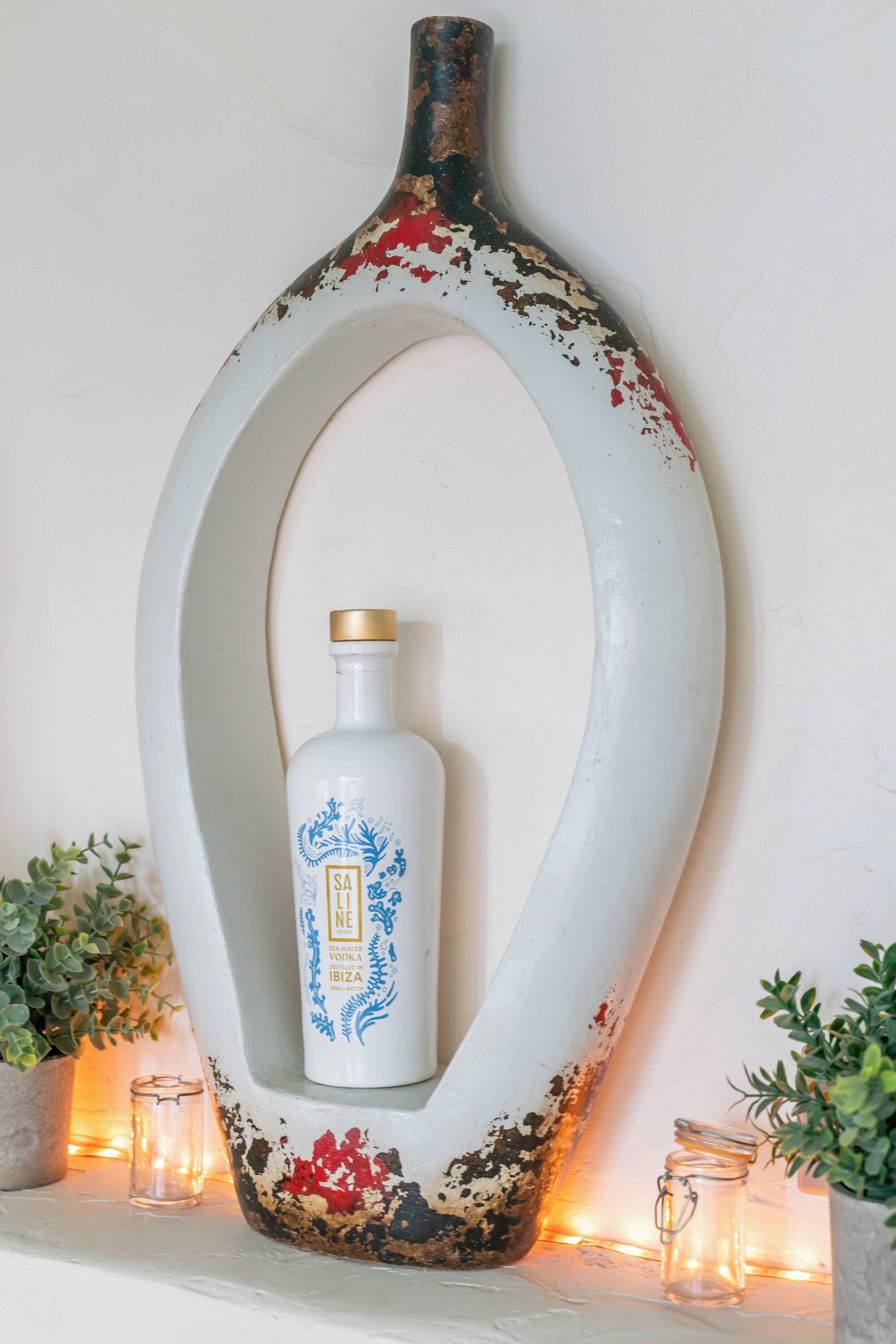 breakfast, lunch, dinner served; french cuisine