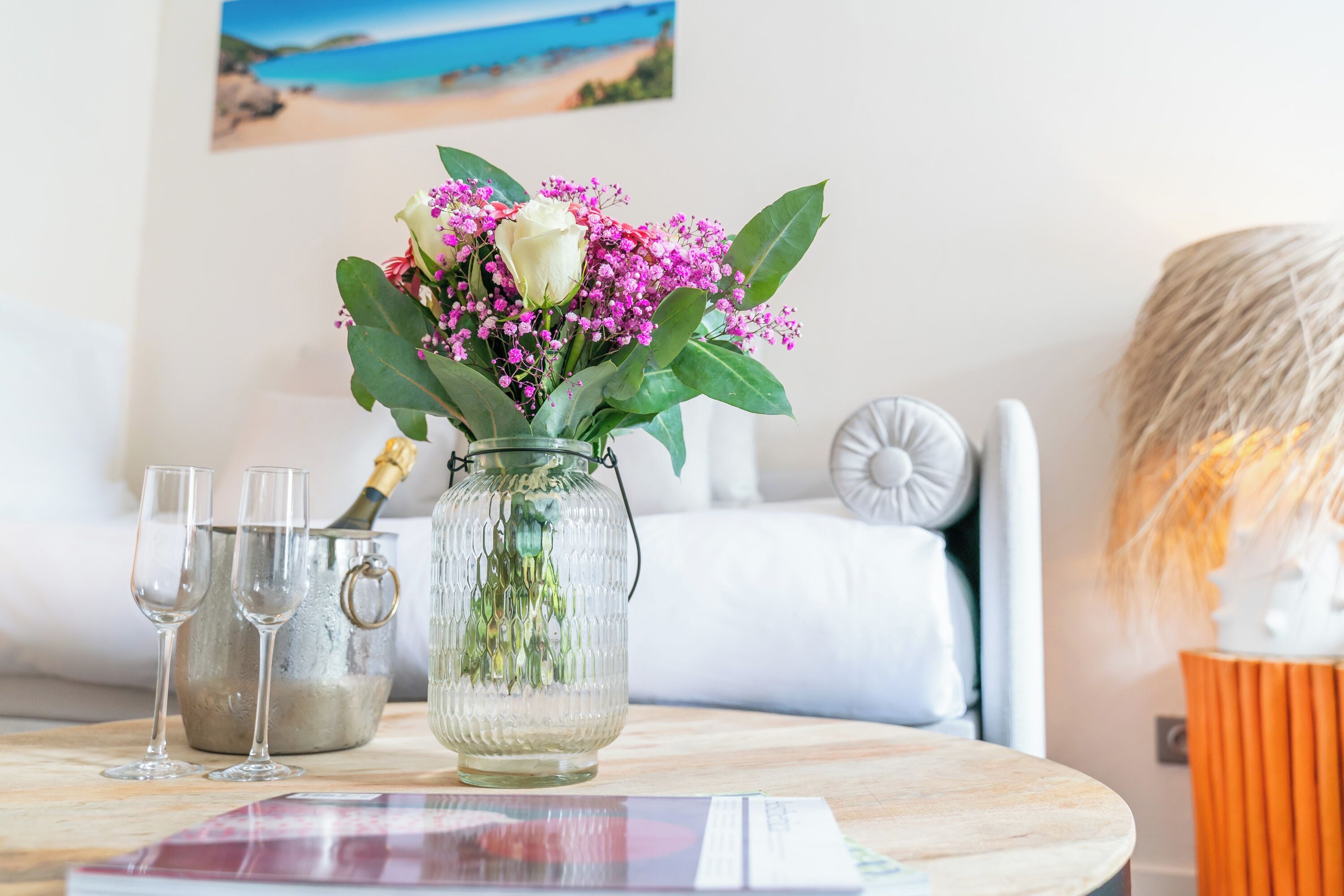 suite | in-room safe, individually decorated, desk, soundproofing