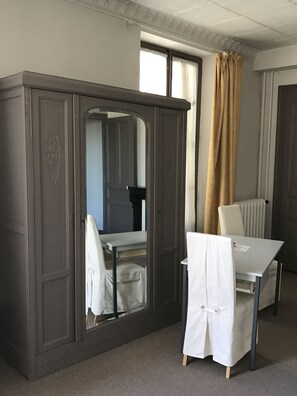 Bureau, Wi-Fi gratuit