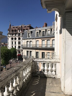 Dobbelt- eller tomannsrom – standard | Terrasse/patio