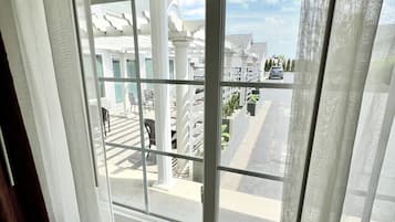 Deluxe Room, 2 Queen Beds, Patio, Courtyard Area | Courtyard view