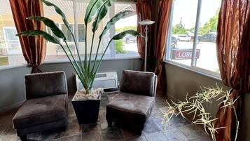 Sala de estar en el lobby