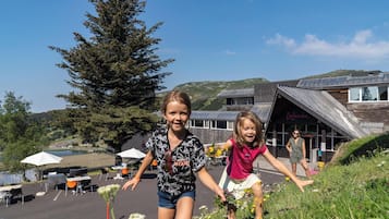 Bagian depan properti