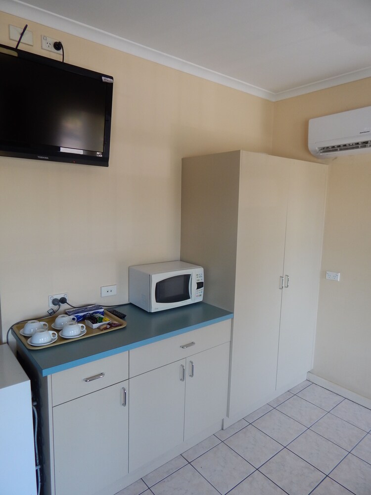 Jacksons Motor Inn by null