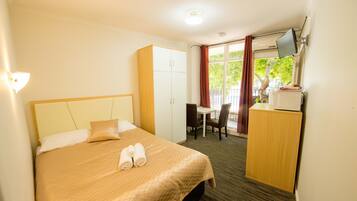 Standard Double Room, Jetted Tub