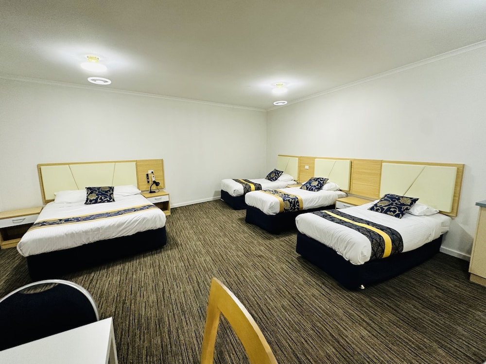 Jacksons Motor Inn by null