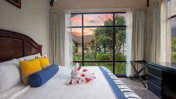 Premium bedding, down duvets, pillow-top beds, minibar