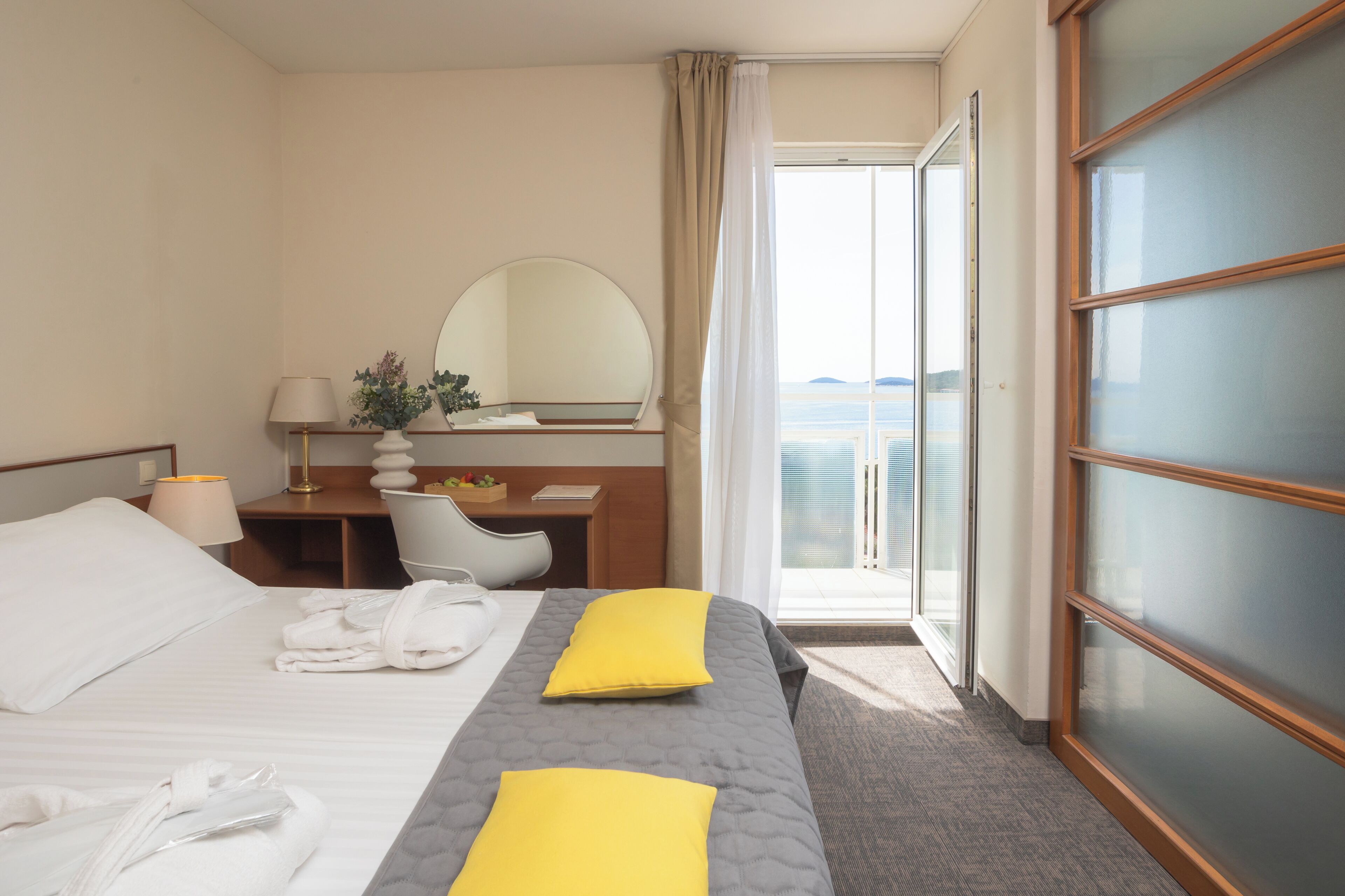 Junior Suite, Balcony | Minibar, in-room safe, desk, laptop workspace