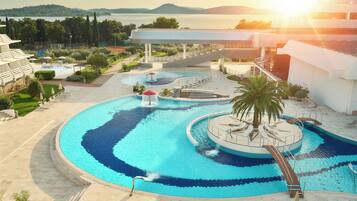 Indoor pool, 2 outdoor pools, pool umbrellas, sun loungers