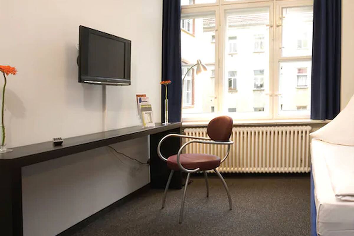 Single Room | Room amenity