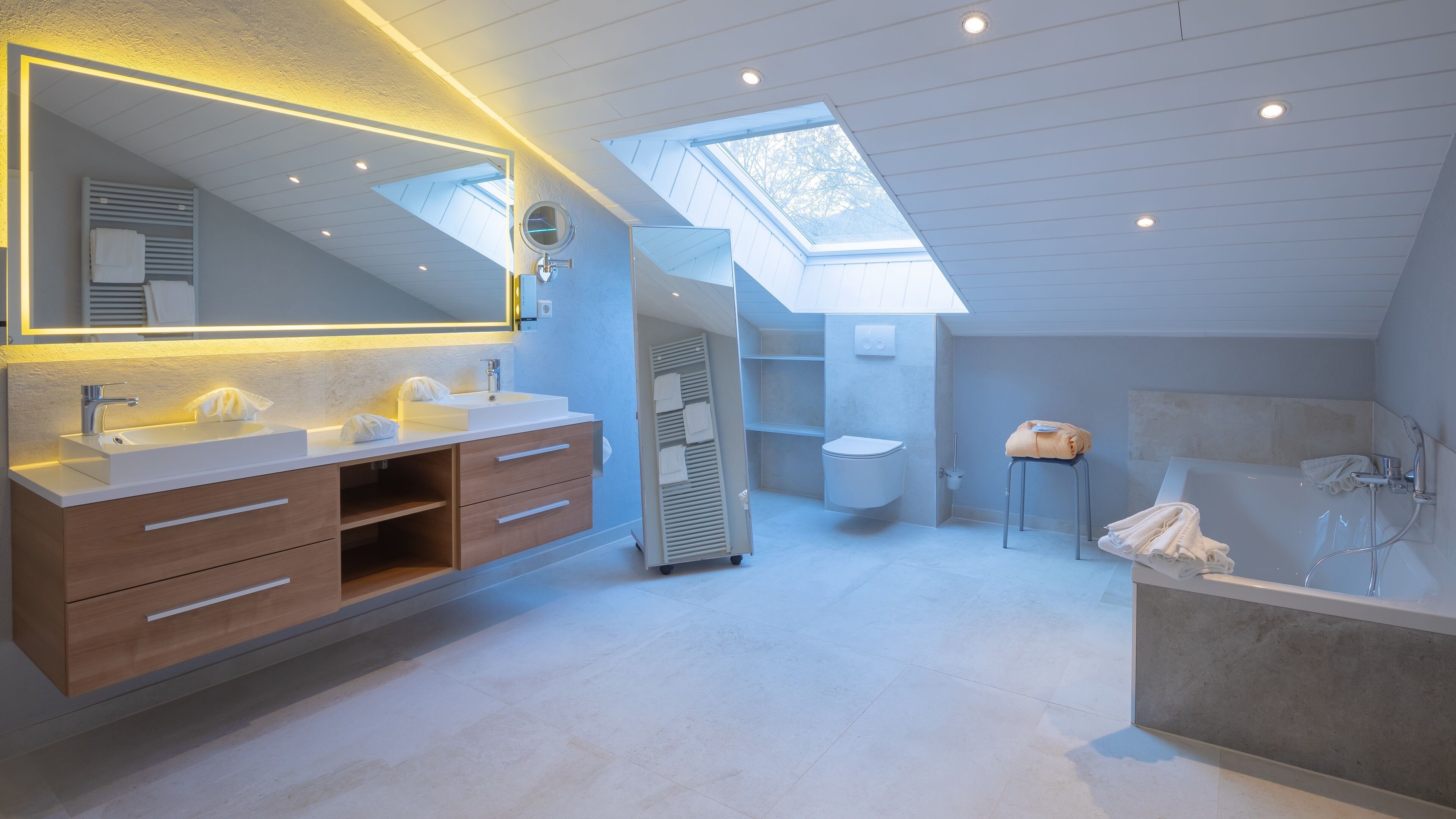 suite | bathroom | shower, designer toiletries, hair dryer, towels