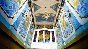 Interior entrance - William Sivek Hotels (Prague)