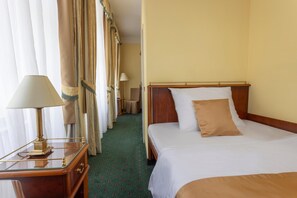 In-room safe, desk, blackout drapes, free WiFi