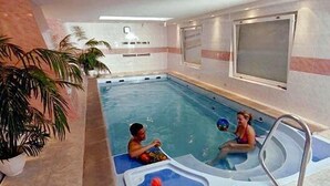 Indoor pool - EA Hotel Esplanade (Karlovy Vary)