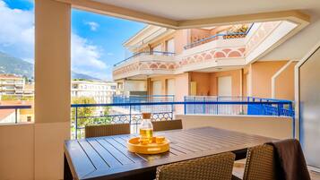 Estudio, balcón | Balcón