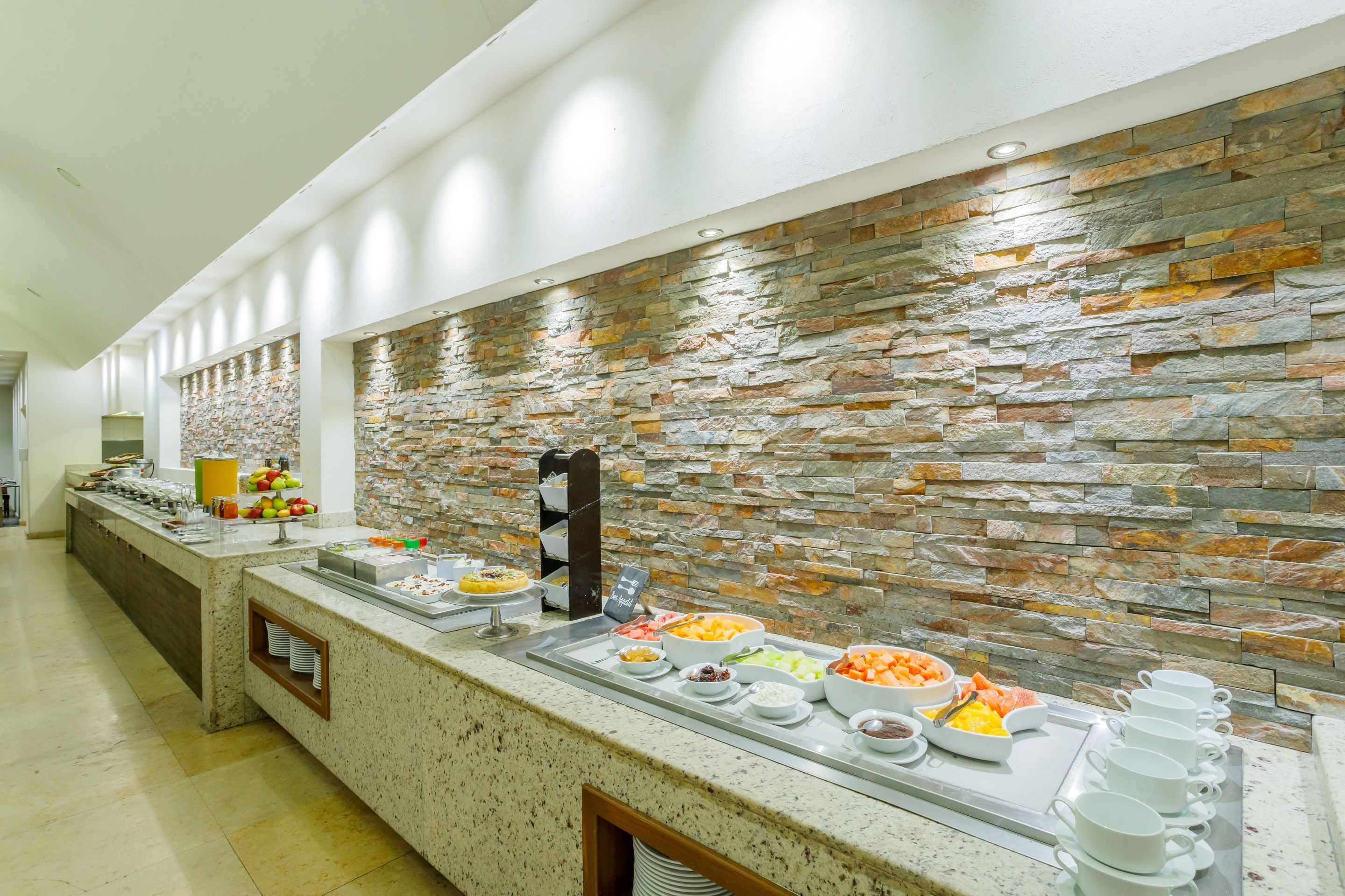 Daily buffet breakfast (MXN 324 per person)