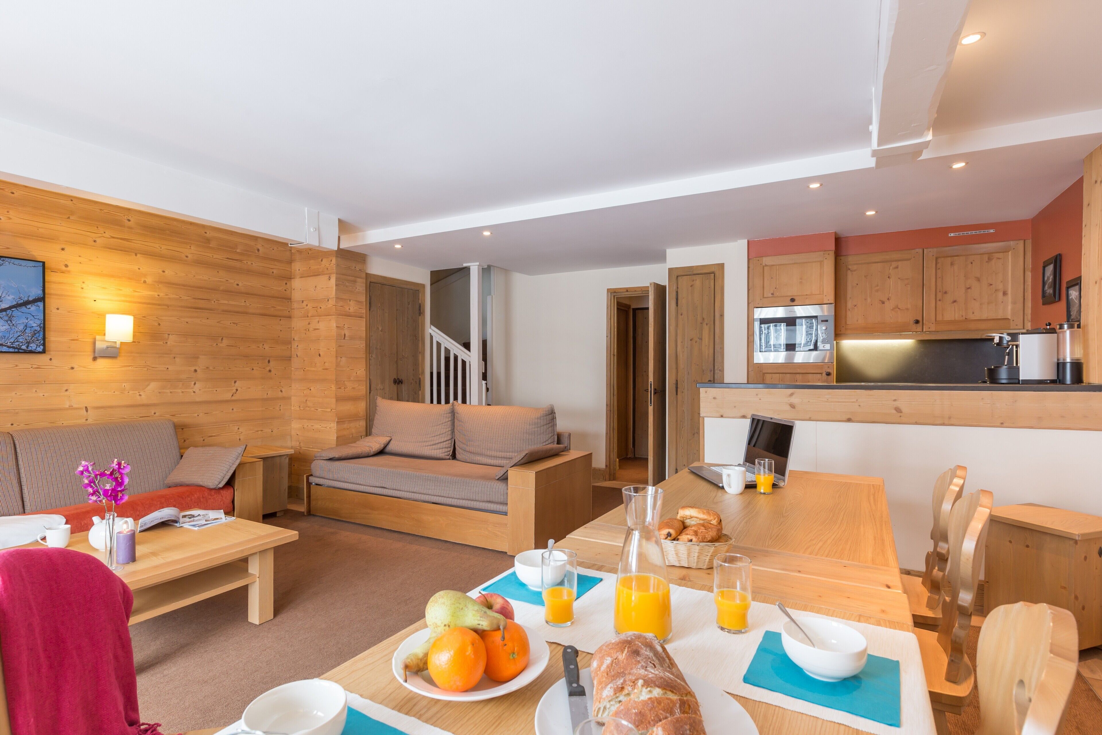 Appartement 10 personnes - 2 chambres - 2 coins nuit - Duplex - Balcon | リビング エリア | 薄型テレビ