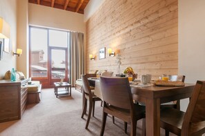 Appartement 7 personnes - 2 chambres - Duplex - Balcon | 起居區 | 電視