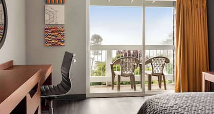 Travelodge by Wyndham Depoe Bay