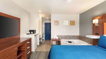 Premium Room, 1 Queen Bed, Ocean View (No Pets)