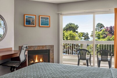 Travelodge by Wyndham Depoe Bay