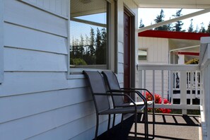 Cottage, Kitchen, Sea View | Terrace/patio