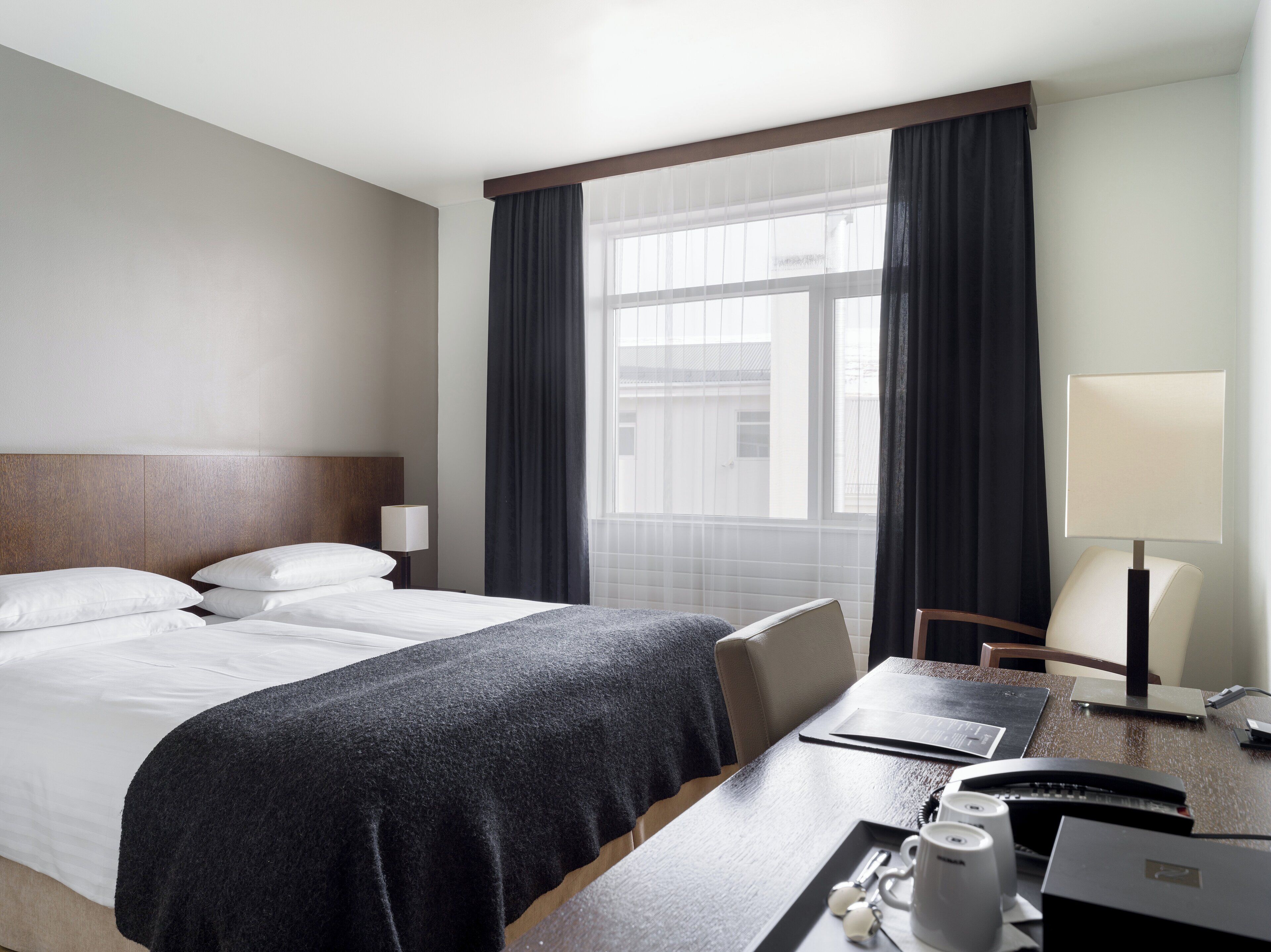 Standard Double or Twin Room | Hypo-allergenic bedding, down comforters, in-room safe, desk