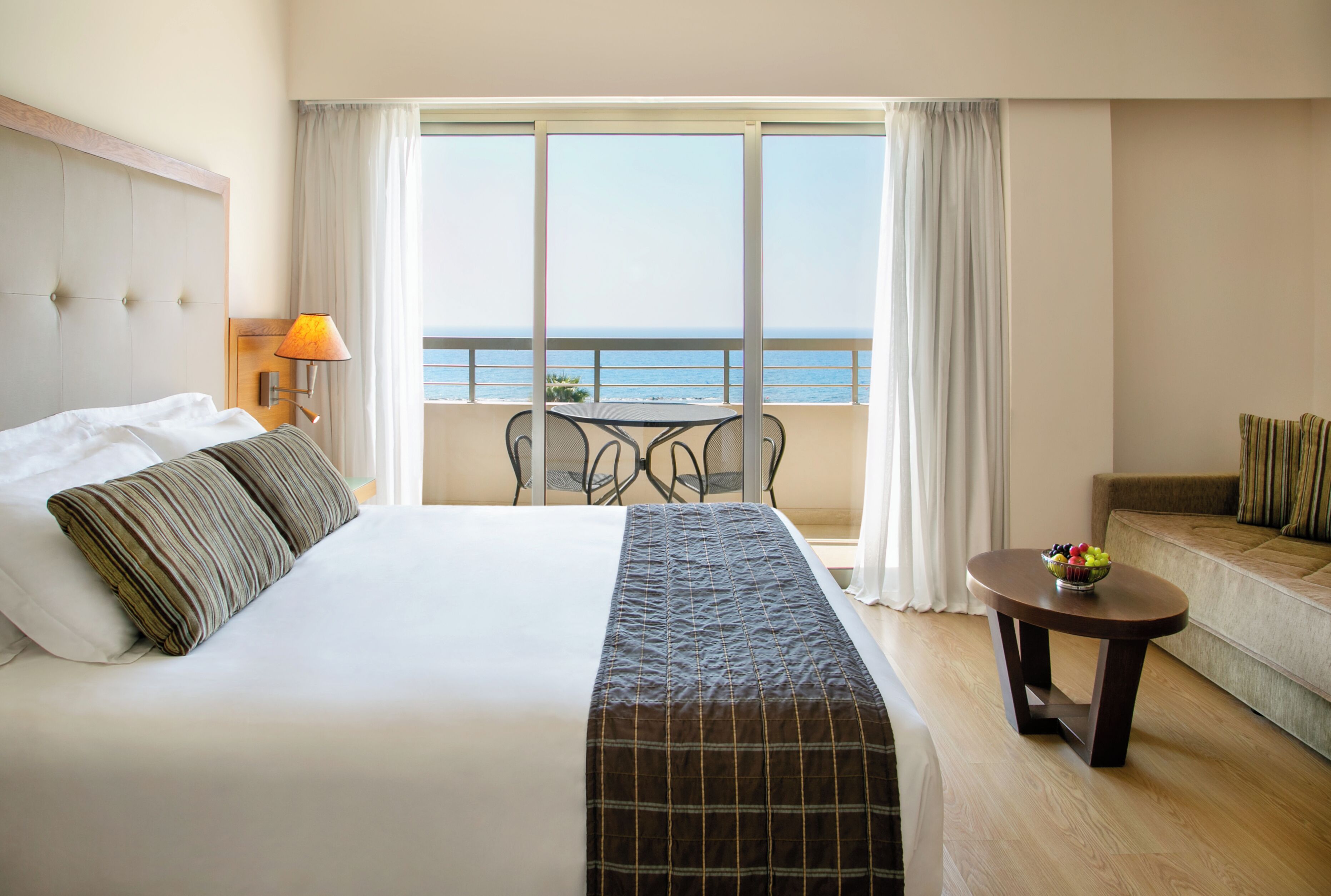 Deluxe Double Room, Sea View | Pemandangan pantai/laut