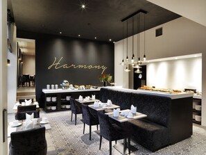 Daily buffet breakfast for a fee - Hotel Harmony (Ghent)