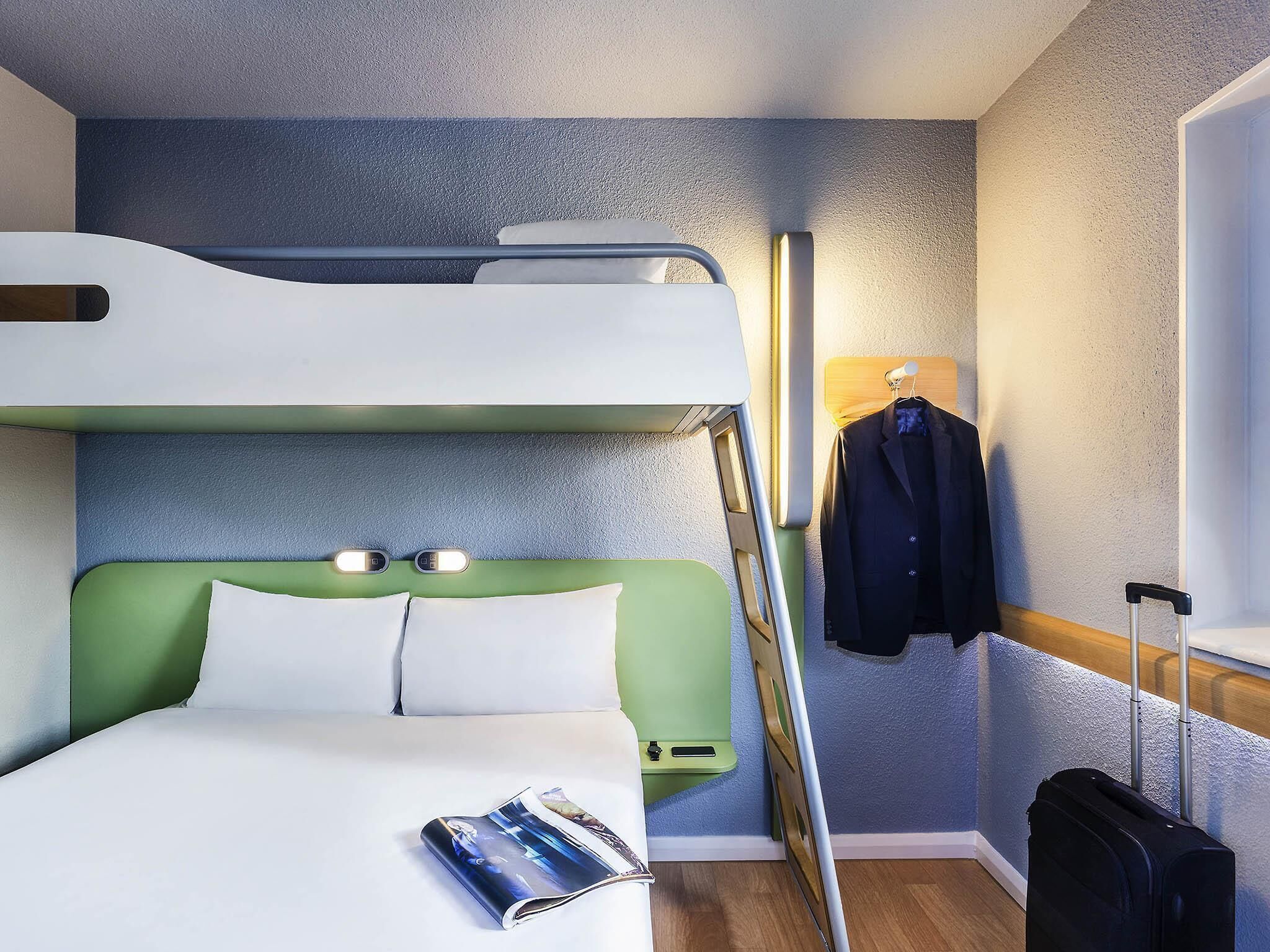 Triple Room, Multiple Beds