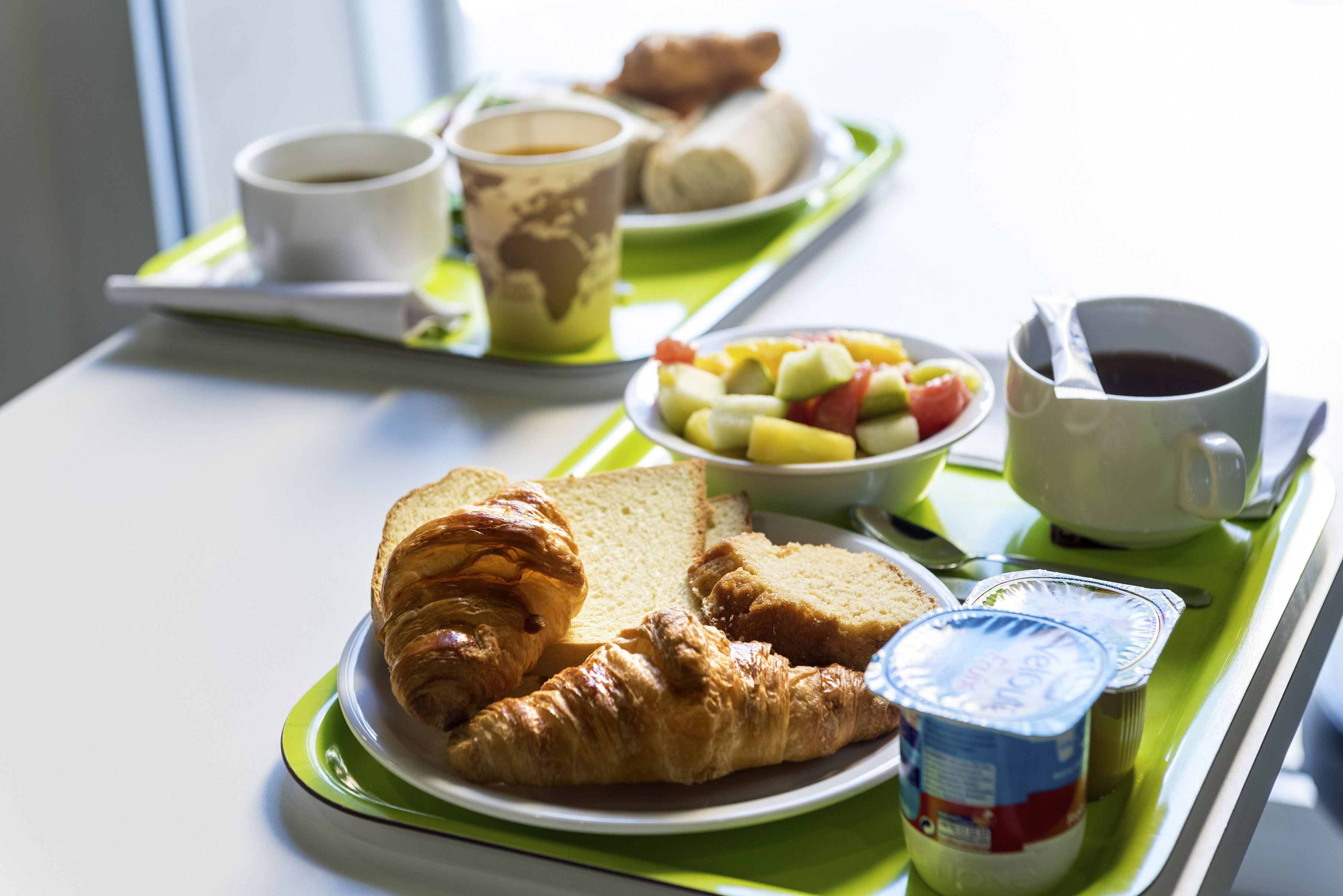 Daily buffet breakfast for a fee