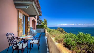 Suite Deluxe, terrasse, vue mer | Vue de la chambre