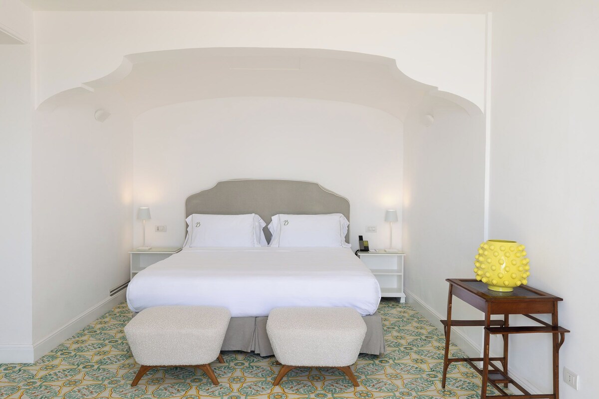 Deluxe Suite, Terrace, Sea View | Premium bedding, memory foam beds, minibar, in-room safe