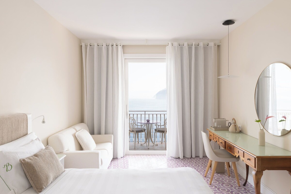 Romantic Double or Twin Room, Balcony, Sea View | Premium bedding, memory foam beds, minibar, in-room safe