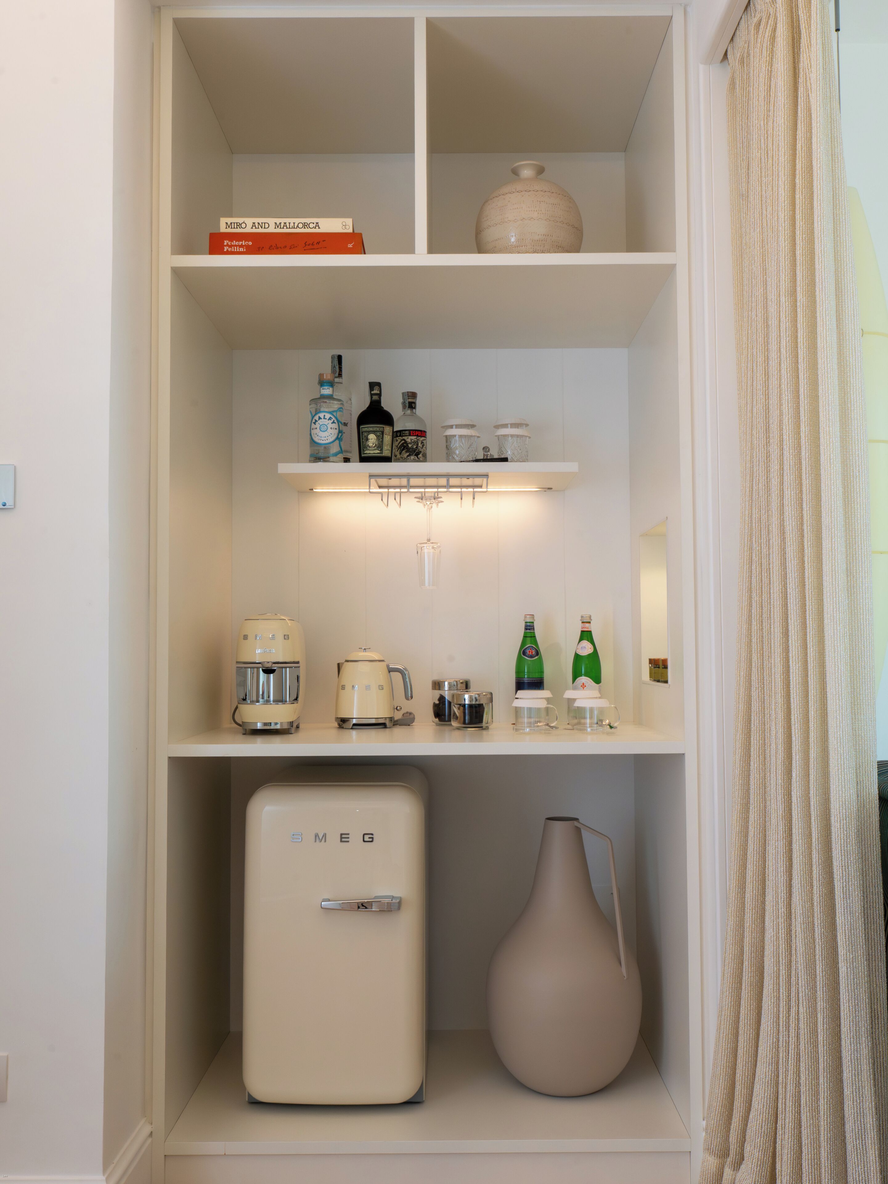 premium suite, terrace, sea view | 1 bedroom, premium bedding, memory-foam beds, free minibar items