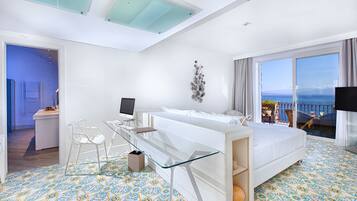 Deluxe Junior Suite, terrace sea view | Premium bedding, memory foam beds, minibar, in-room safe