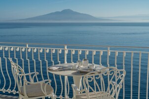 Desayuno continental todos los días (con cargo)