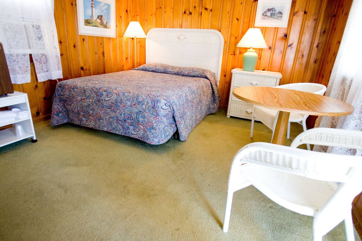Standard Room, 1 Queen Bed | View from room