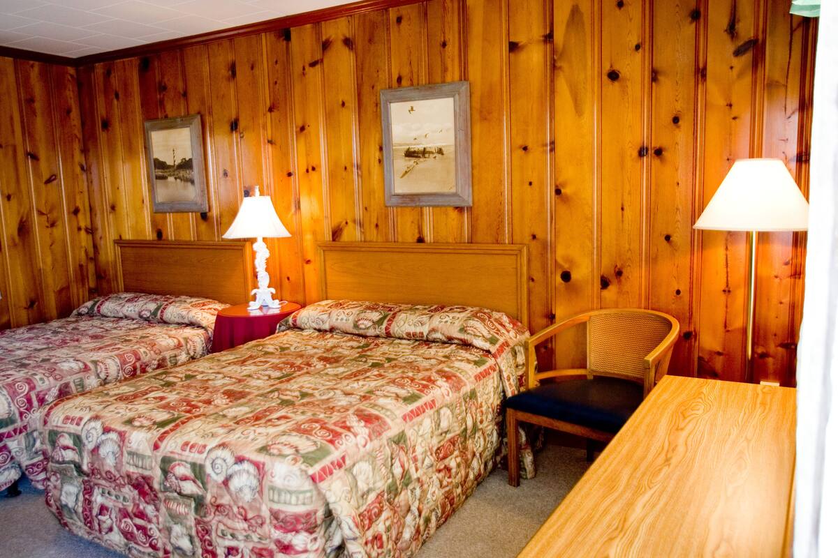 Standard Room, 2 Double Beds | Rollaway beds (surcharge), WiFi (free), bed sheets