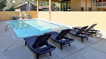 Seasonal outdoor pool