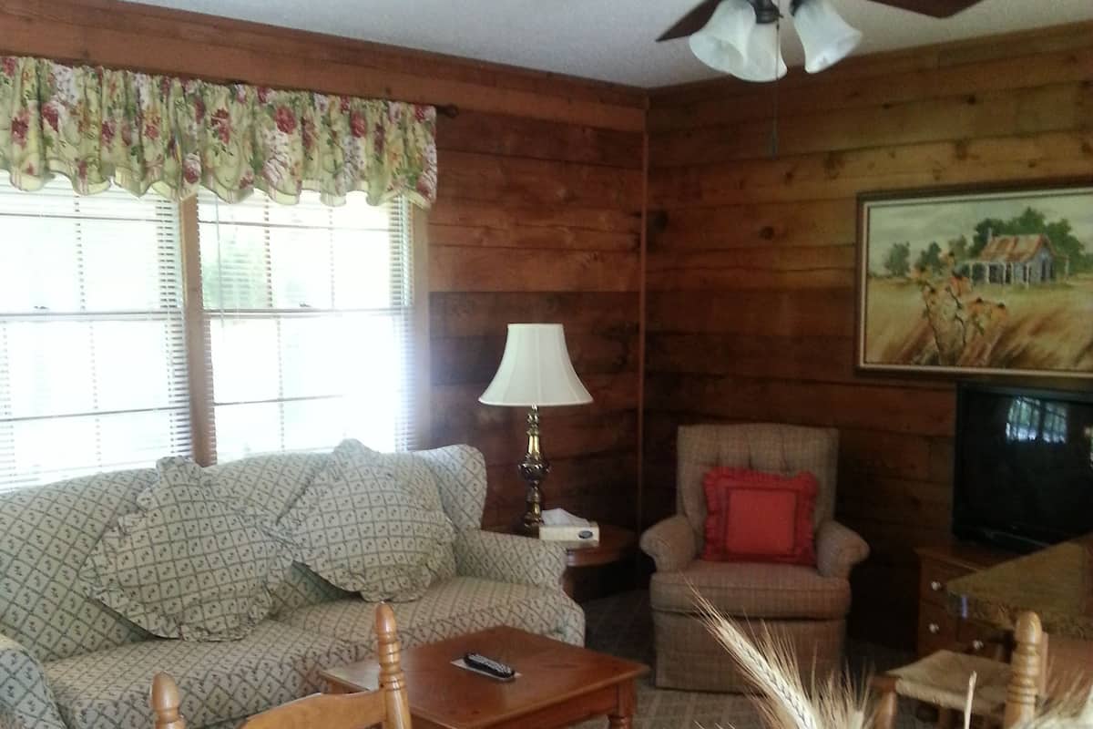 Cabin, 1 Bedroom | Living area | TV