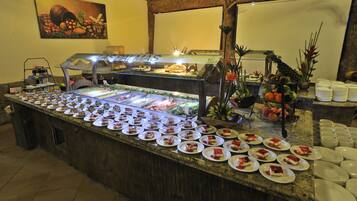 Desayuno buffet incluido todos los días