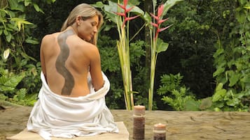 Soins d'aromathérapie, massages aux pierres chaudes