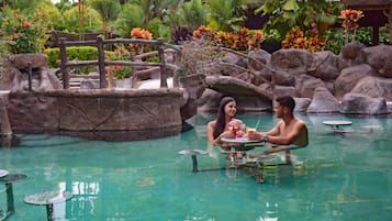 Indoor pool, 11 outdoor pools, pool umbrellas, sun loungers