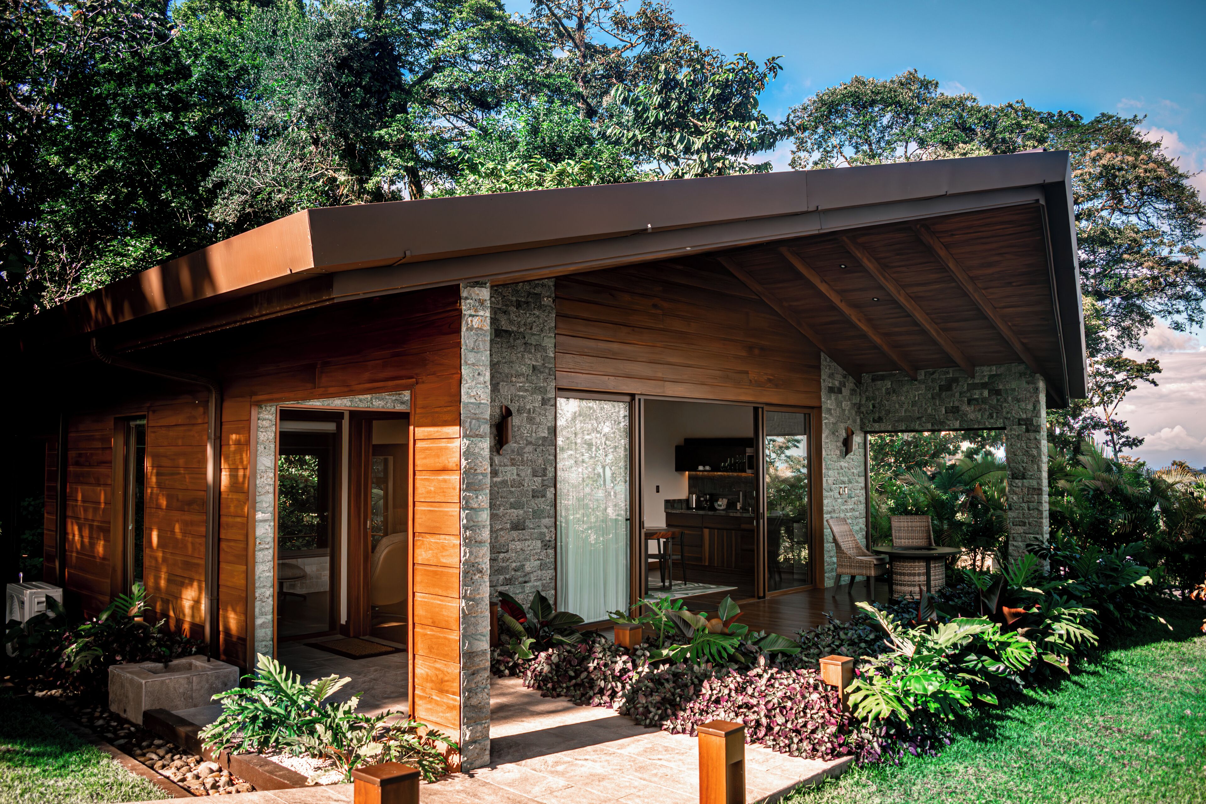 Deluxe-Zimmer | Zimmersafe, kostenloses WLAN, Bettwäsche