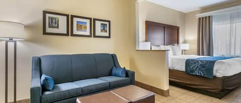 Wi-Fi gratuito, lenzuola, orologio con sveglia