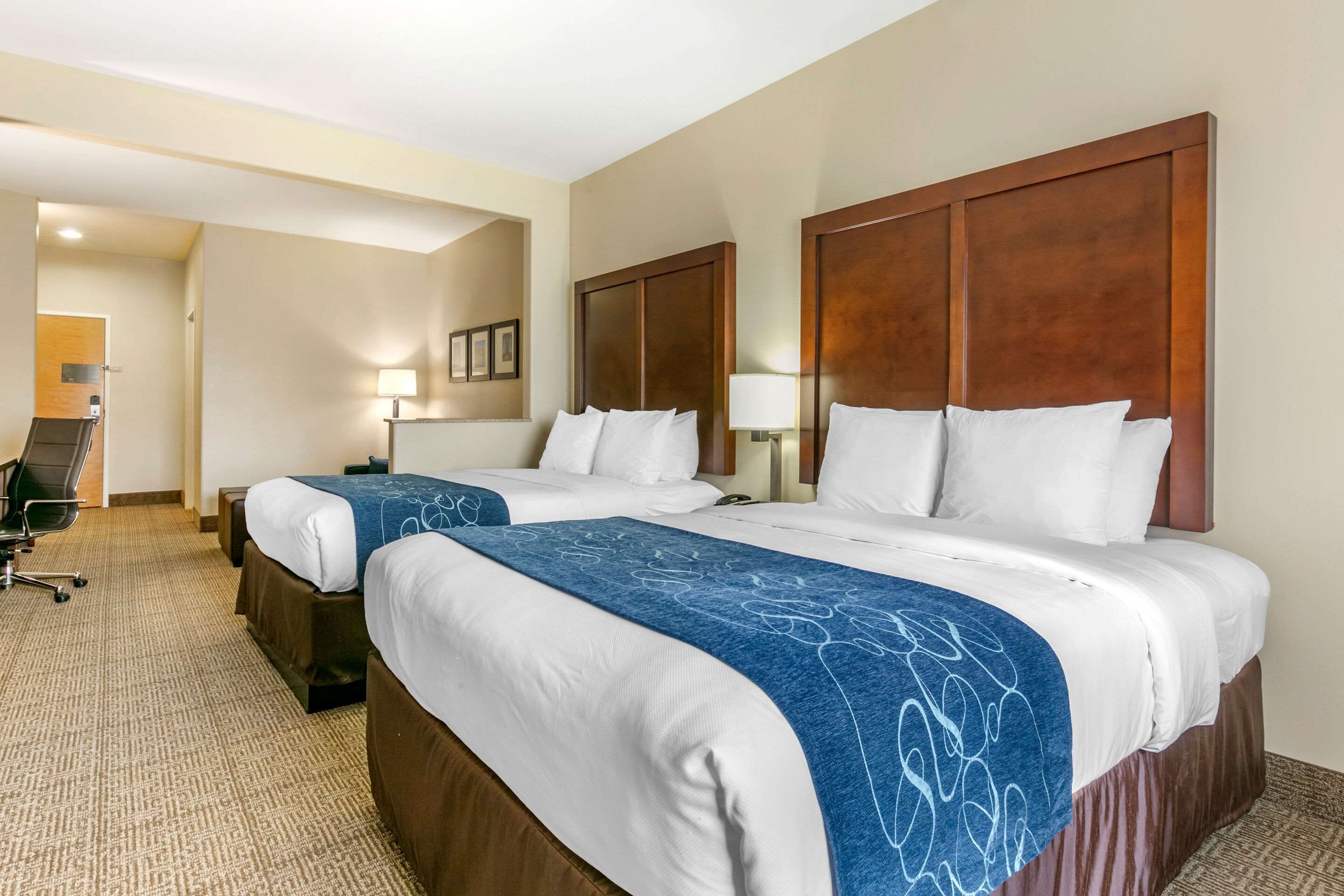 free wifi, bed sheets, alarm clocks