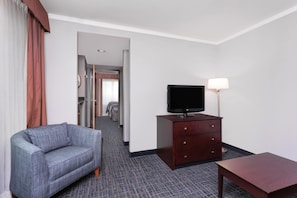 Suite, 1 Bedroom, Non Smoking | Living area | Flat-screen TV - Wingate Athens (Athens)
