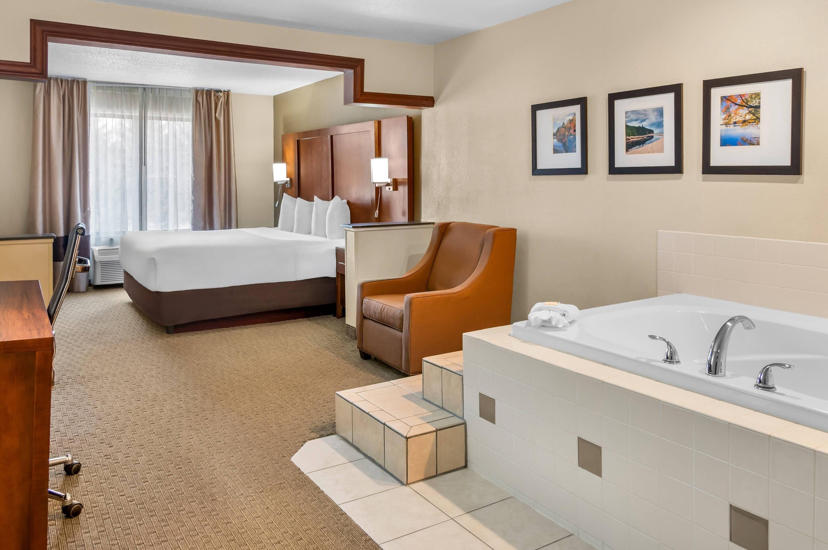 Suite, 1 King Bed with Sofa bed, Non Smoking | Desk, iron/ironing board, free cribs/infant beds, free rollaway beds